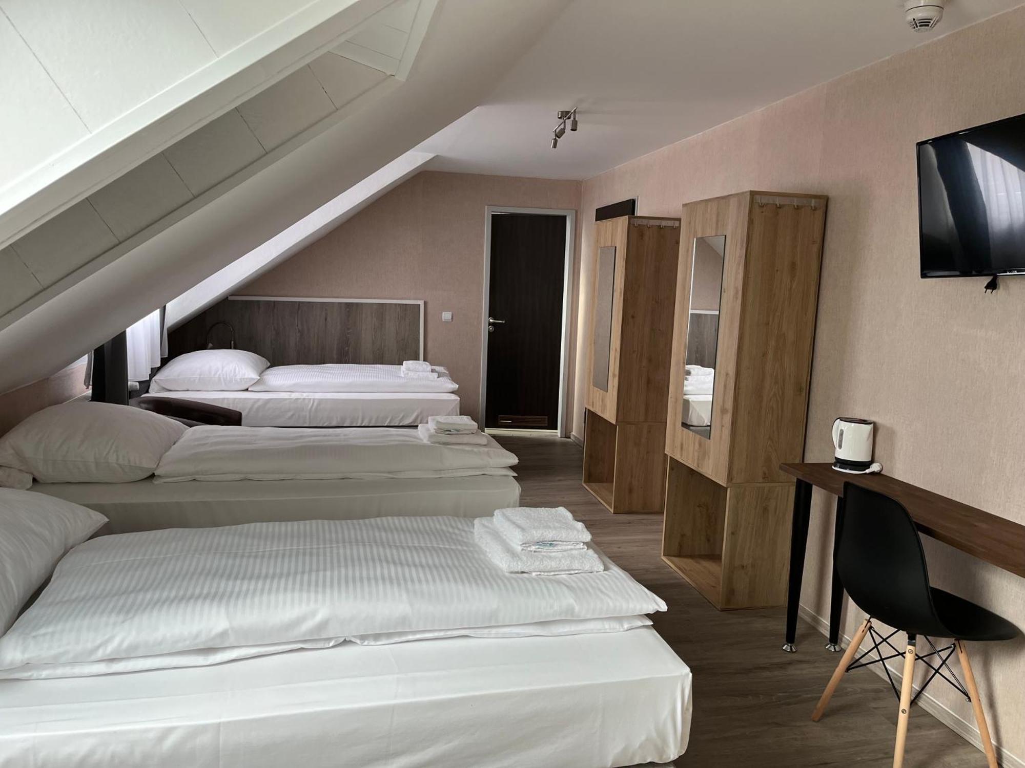 Skyline Hotel Hannover Exterior photo